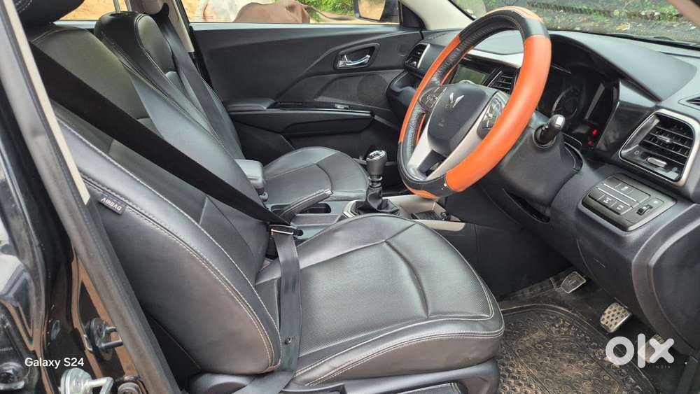 Mahindra Xuv300 W8 Option, 2023, Petrol