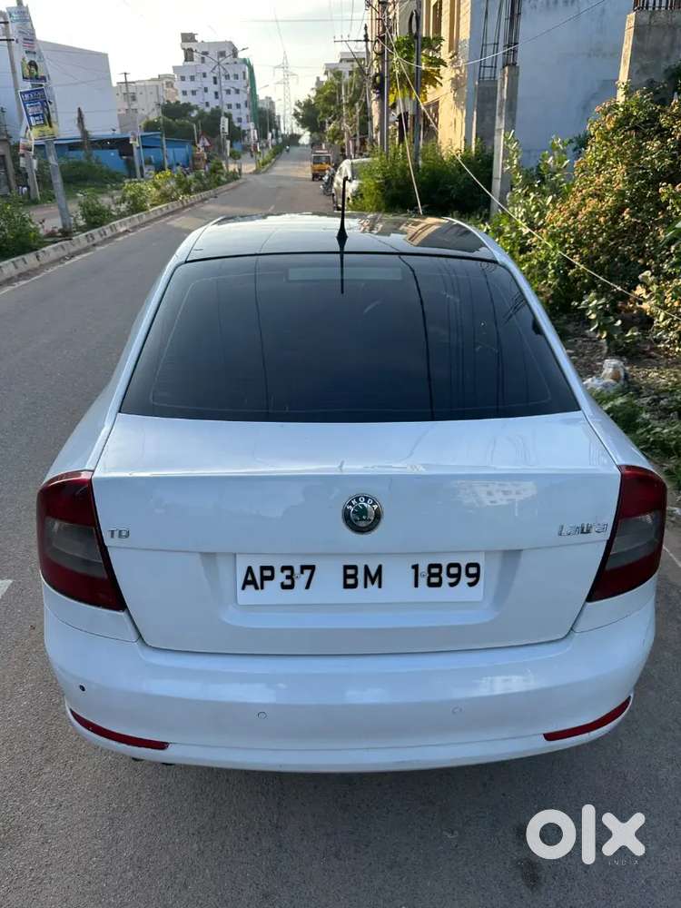 Skoda Laura 2012 Diesel Well Maintained