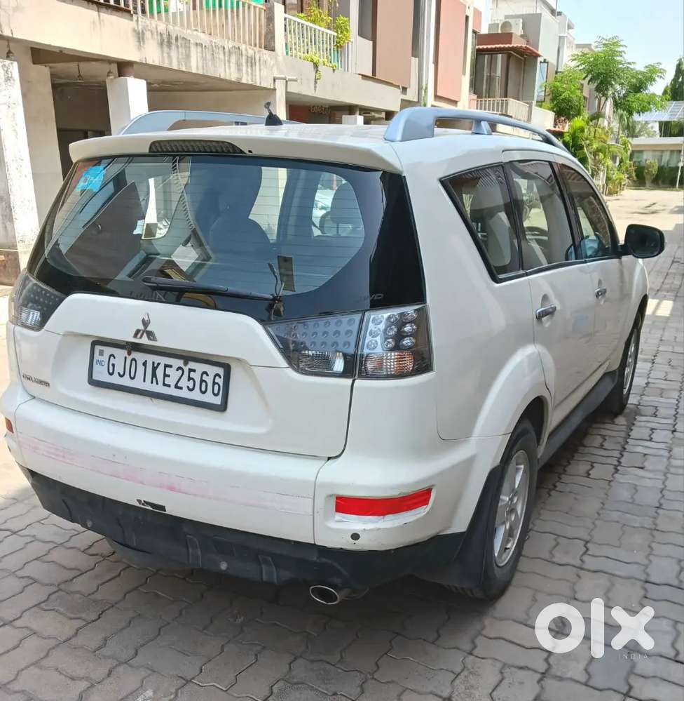 Mitsubishi Outlander 2.4 2010