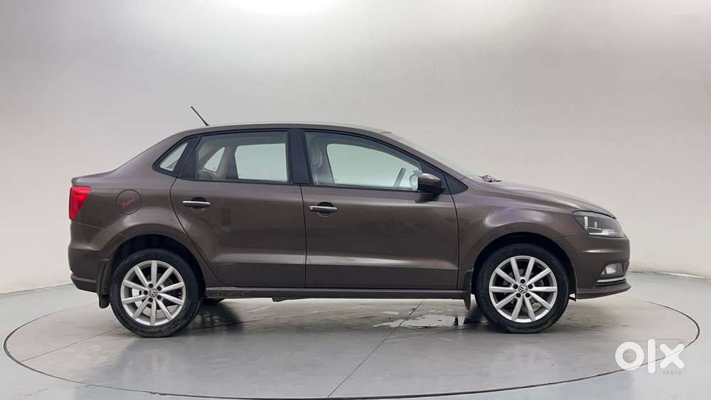 Volkswagen Ameo 1.2 MPI Highline Plus 16, 2017, Petrol