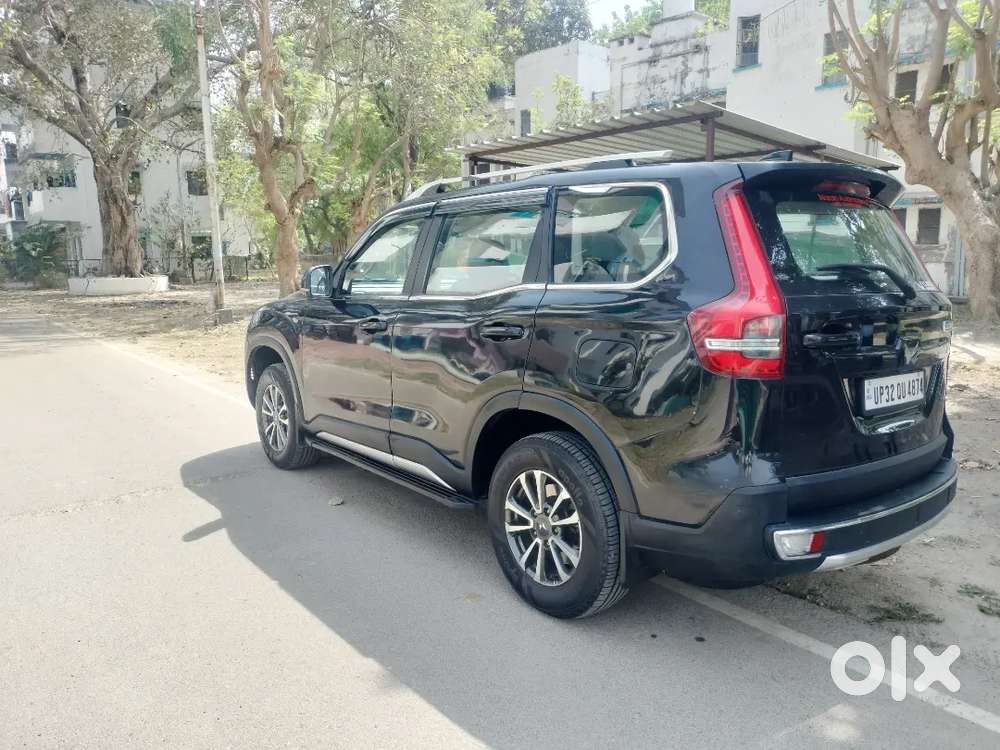 Mahindra Scorpio-n Z8 Select 2025 Diesel 8700 Km Driven Fully Maintai