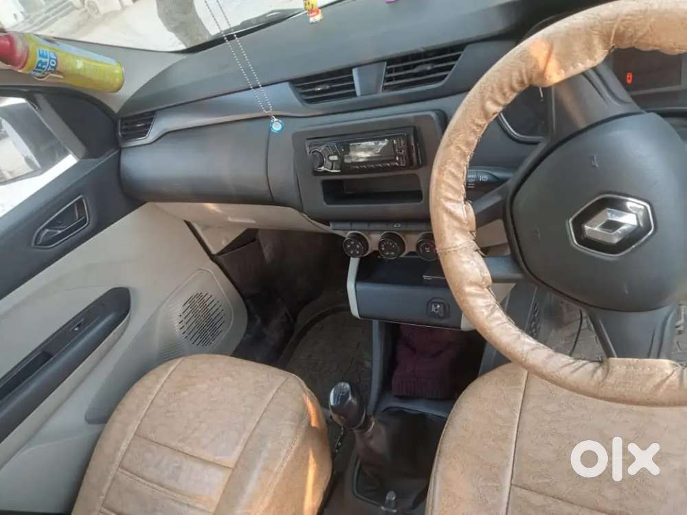 Renault Triber Rxe 2023
