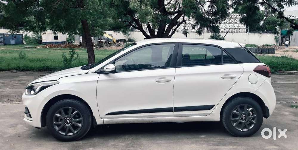 Hyundai Elite I20 1.2 Sportz Plus Vtvt Cvt, 2019, Petrol