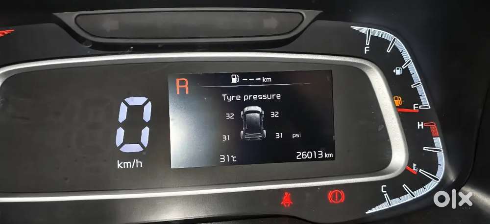 Kia Sonet 2023 Petrol 26000 Km Driven