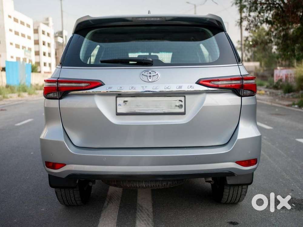 Toyota Fortuner 4x2 At 2.7 Petrol, 2022, Petrol