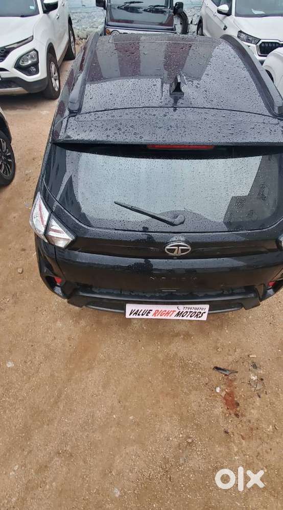 Tata Nexon 1.2 Revotron Xza Plus Luxs Red Dark Edition Amt, 2023, Pe..