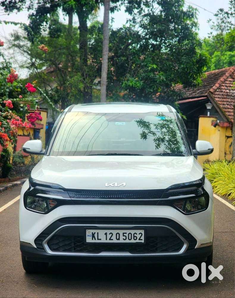 Kia Carens G1.5 6mt Gravity, 2025, Petrol