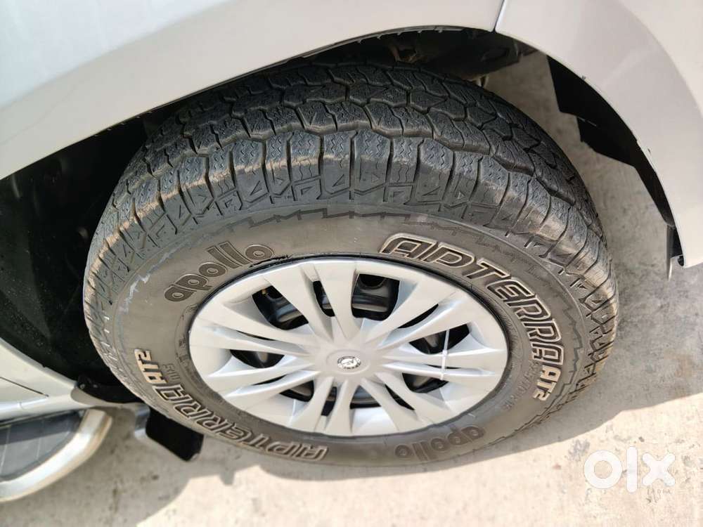 Mahindra Tuv 300 T4, 2016, Diesel