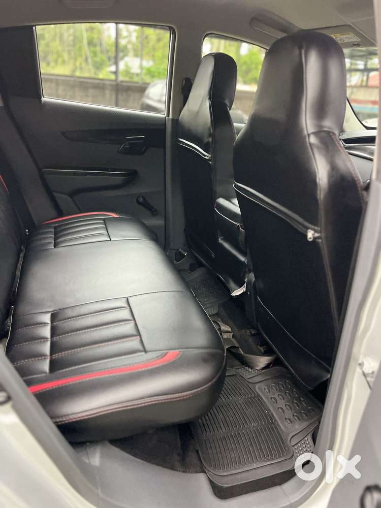 Mahindra Kuv 100 Mahindra-kuv-100-d75-k2-plus, 2017, Petrol