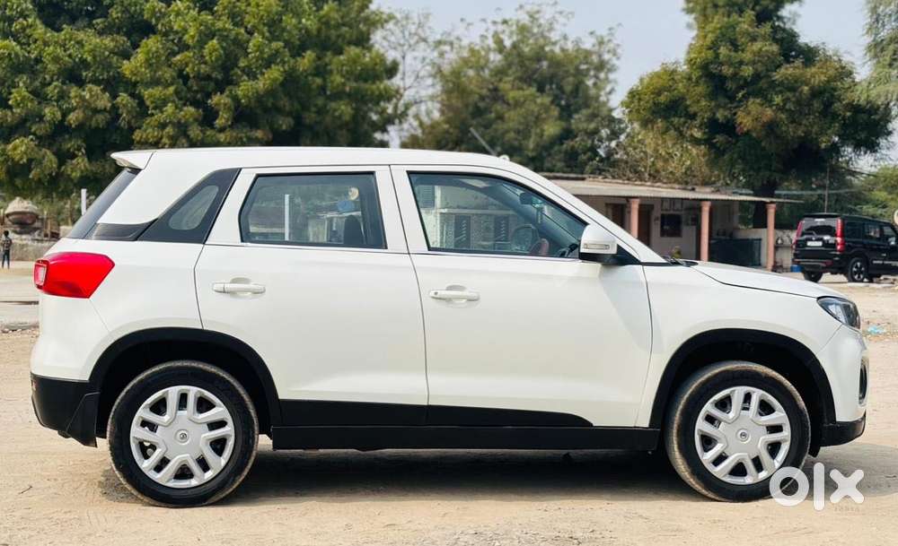 Maruti Suzuki Vitara Brezza 1.5 Lxi, 2020, Cng & Hybrids