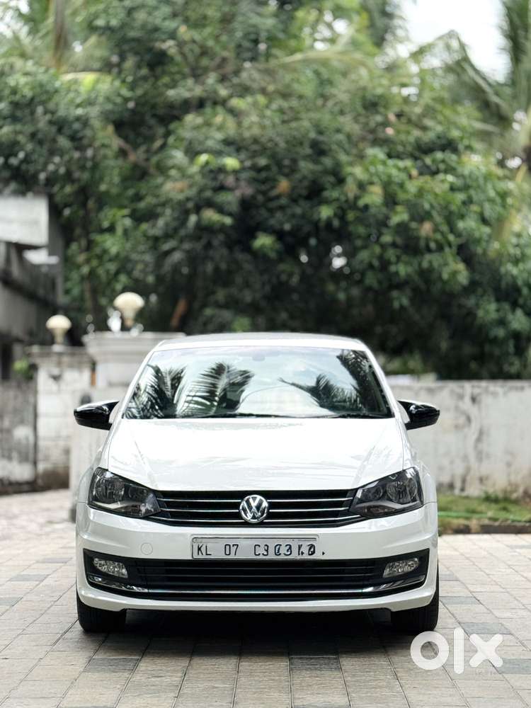 Volkswagen Vento 1.2 Tsi Highline Plus At, 2017, Petrol