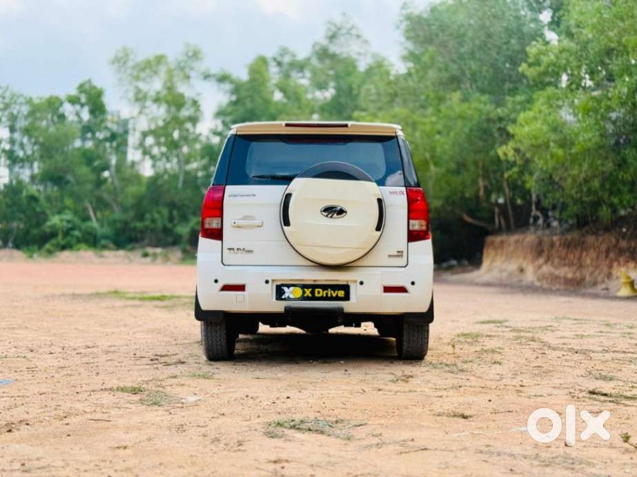 Mahindra Tuv 300 T8 Amt (automatic), 2016, Diesel