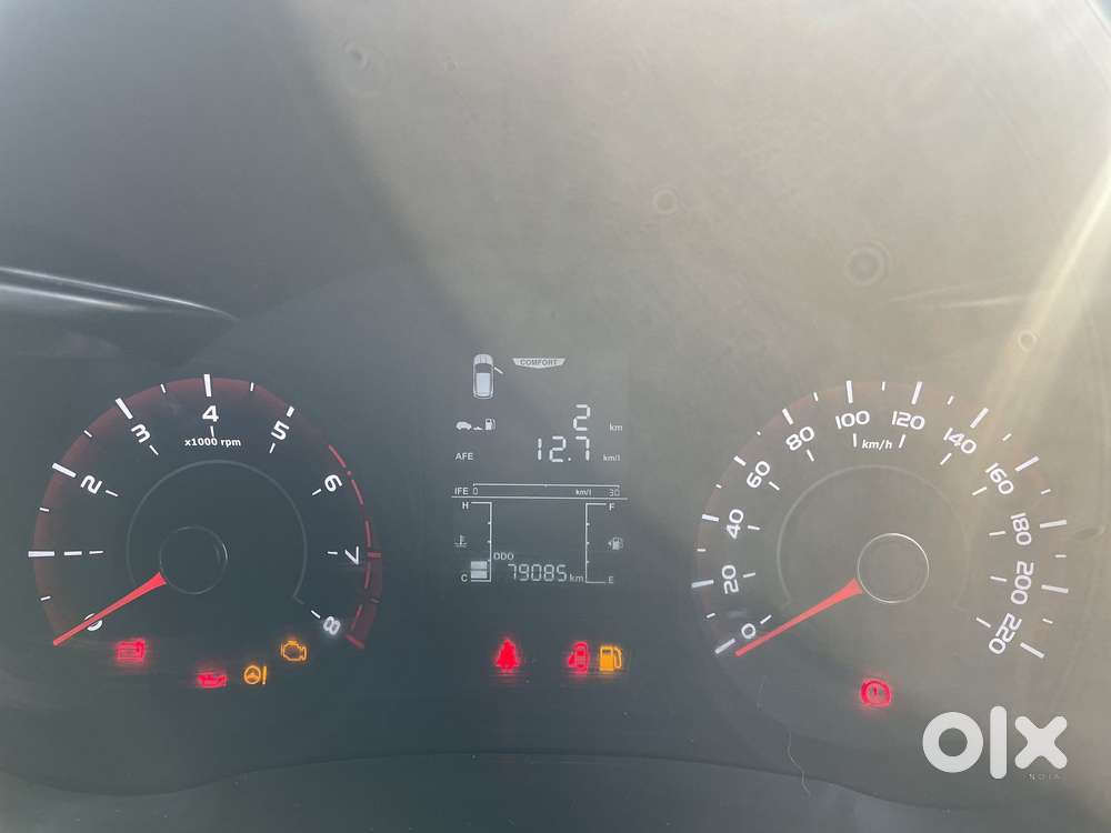 Mahindra Xuv300 W6, 2022, Petrol