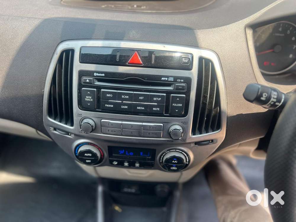 Hyundai I20 Sportz 1.2 Bs-iv, 2013, Petrol