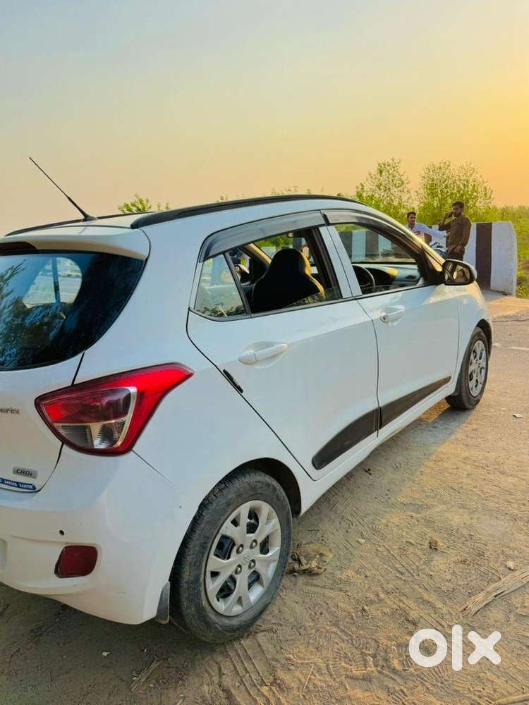 Hyundai Grand I10 2016 Diesel 78000 Km Driven