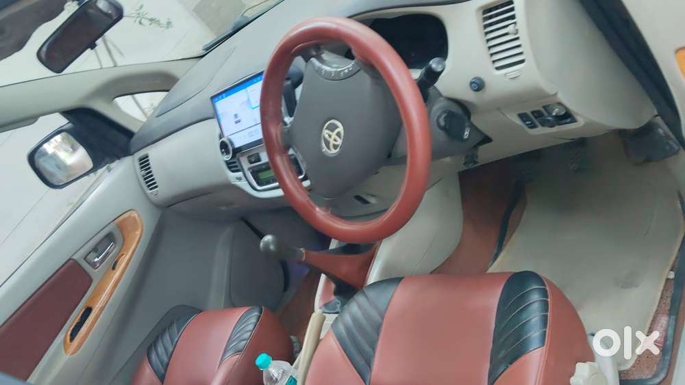 Toyota Innova 2.5 V 7 Str, 2011, Diesel