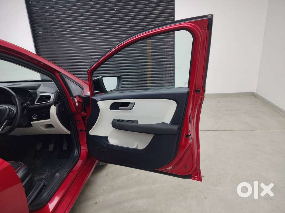 Tata Altroz Xz Plus (s) Diesel, 2023, Diesel