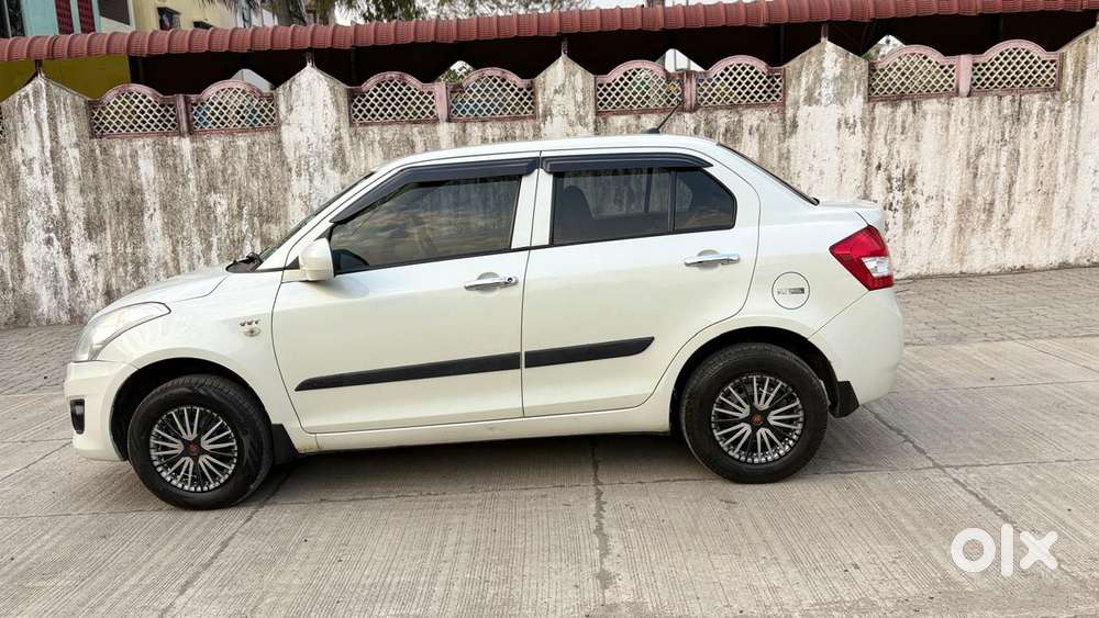 Maruti Suzuki Dzire 1.2 Vxi, 2013, Petrol