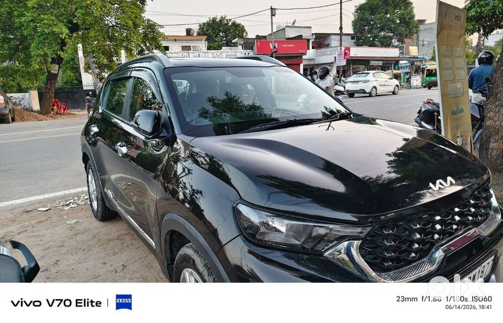 Kia Sonet Petrol 2023