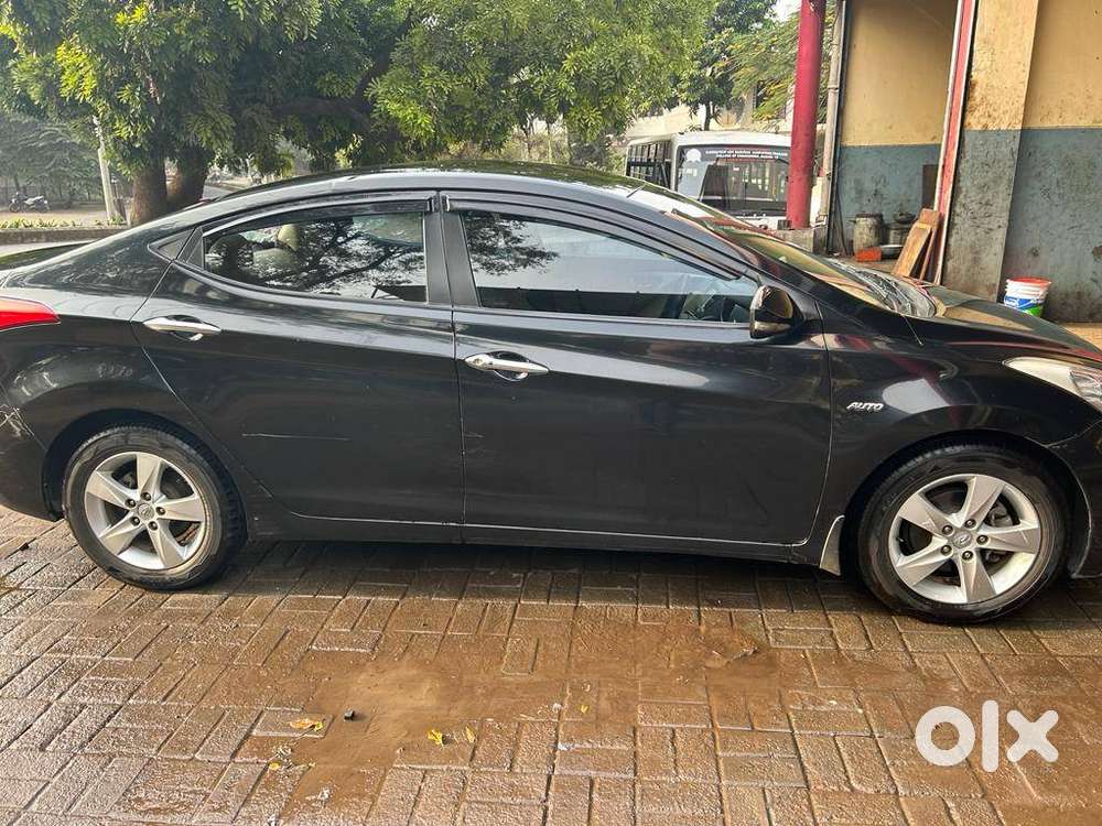 Black Elantra