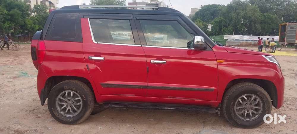 Mahindra Tuv 300 T10, 2018, Diesel