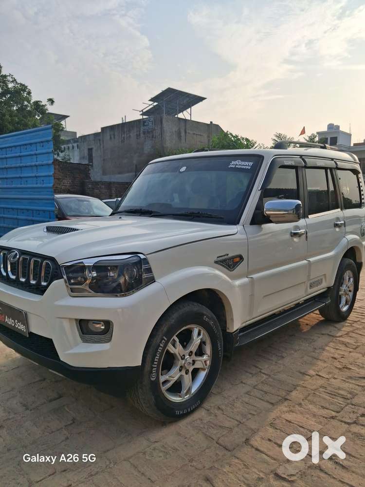 Mahindra Scorpio S4 4wd, 2016, Diesel