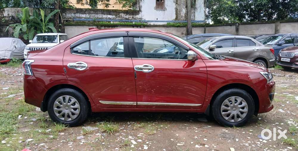 Maruti Suzuki Dzire 1.2 Vxi, 2025, Petrol