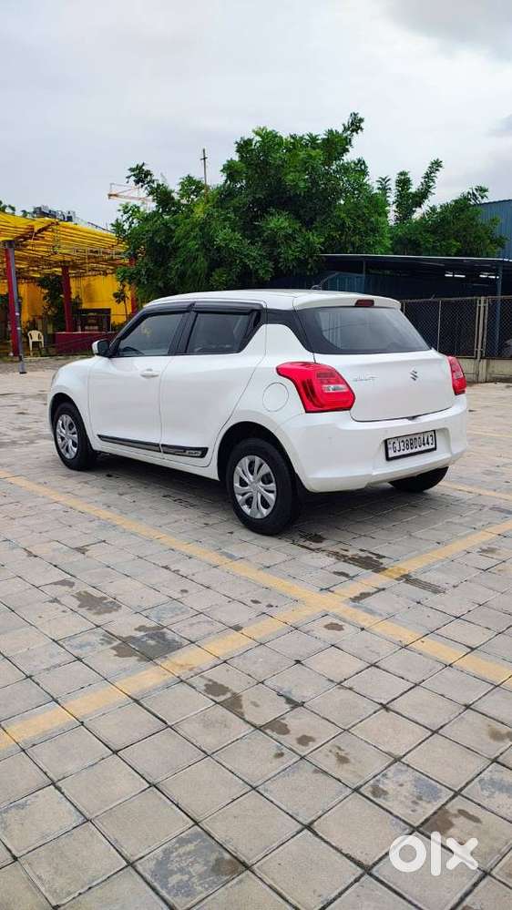 Maruti Suzuki Swift Vxi Optional, 2022, Petrol