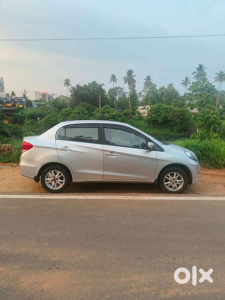 Good Condition Show Room Service