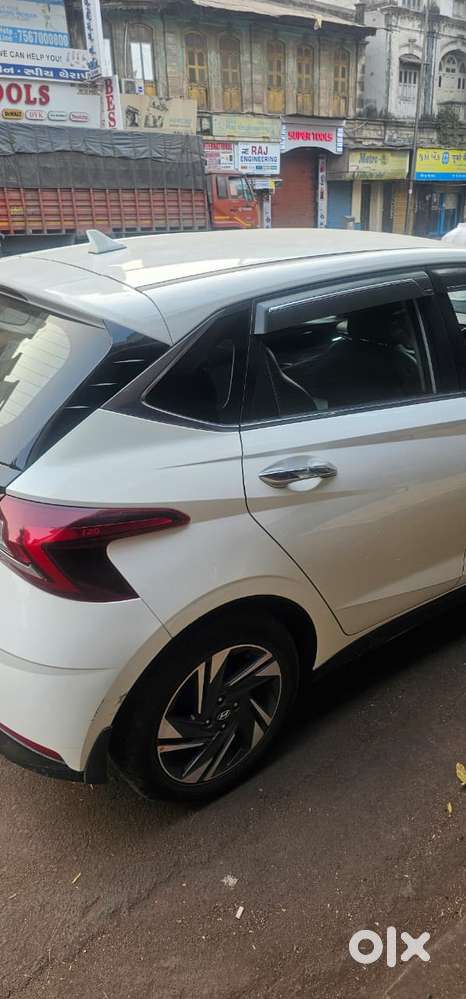 Hyundai Elite I20 Asta (o) 1.2 Ivt, 2021, Petrol