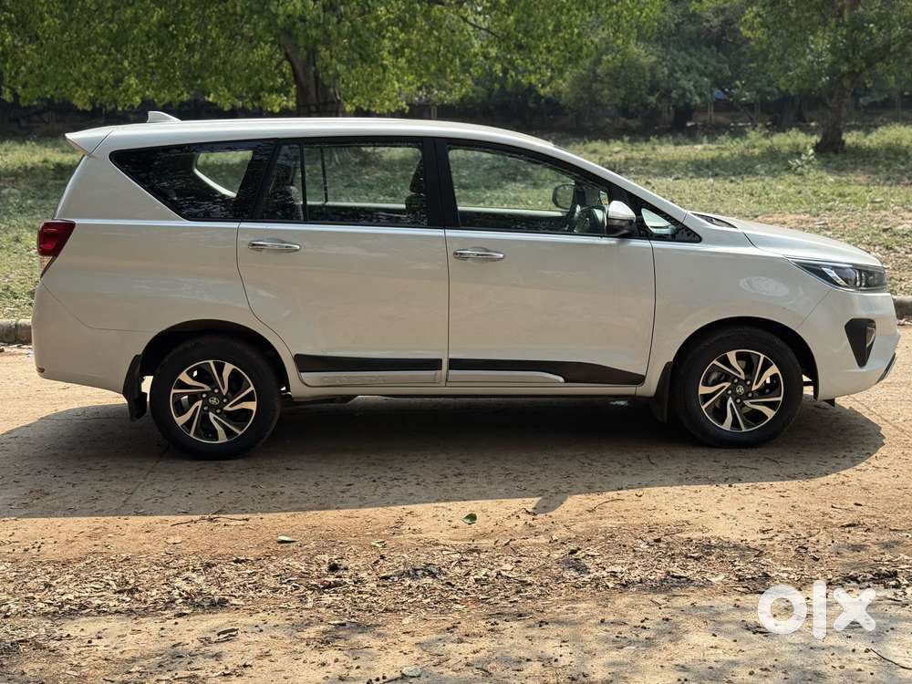 Toyota Innova Crysta [2020-ongoing] 2.7 Vx 7 Str, 2022, Petrol