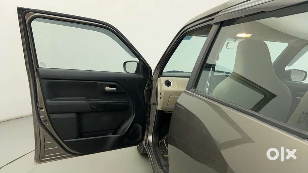 Maruti Suzuki Wagon R 1.2 Zxi Ags, 2022, Petrol