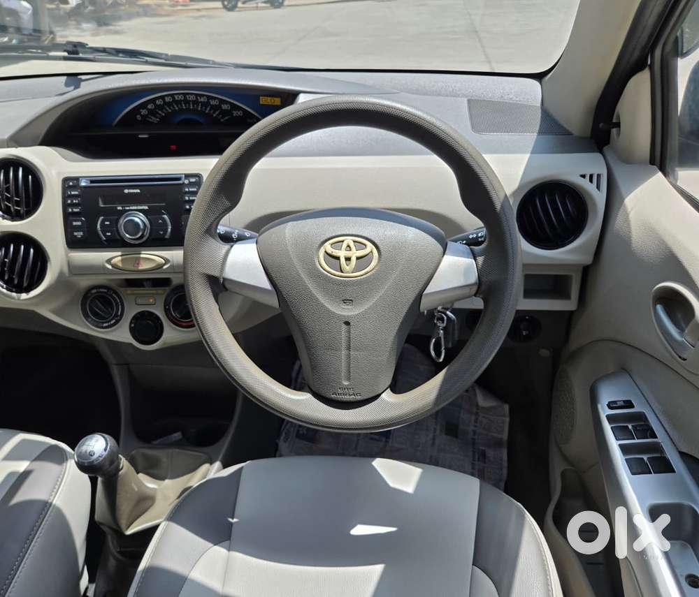 Toyota Etios Liva 2013-2014 G, 2014, Petrol