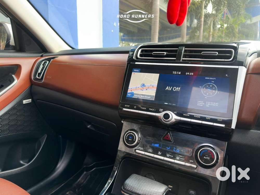 Hyundai Alcazar 2.0 Signature (o) Petrol At 7 Str, 2022, Petrol