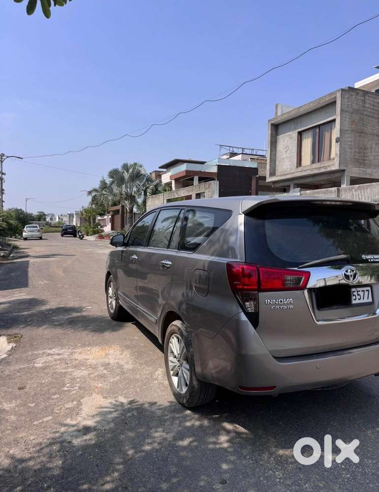 Toyota Innova Crysta 2018