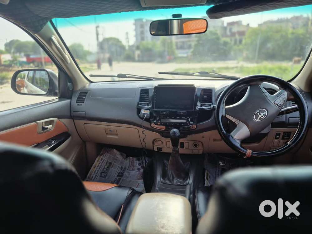 Toyota Fortuner 4x2 Manual, 2013, Diesel