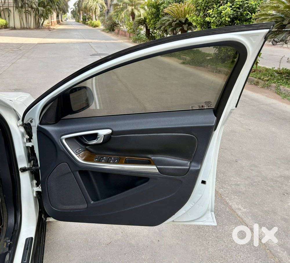 Volvo S60 D4 Kinetic, 2014, Diesel