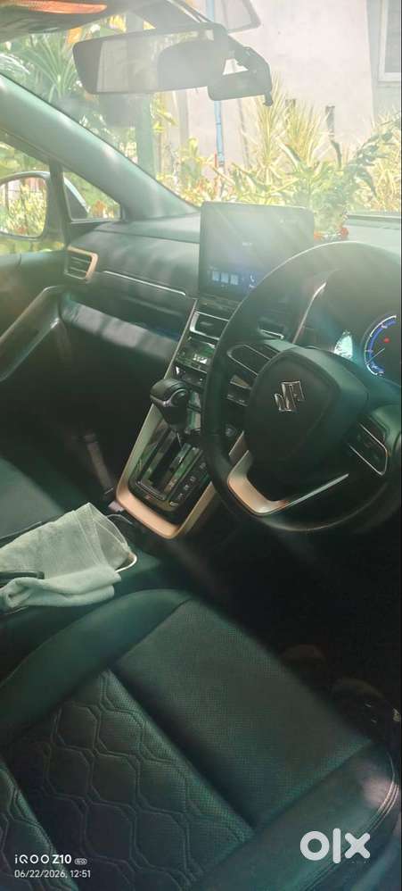 Maruti Suzuki Invicto 2023 Petrol 75213 Km Driven