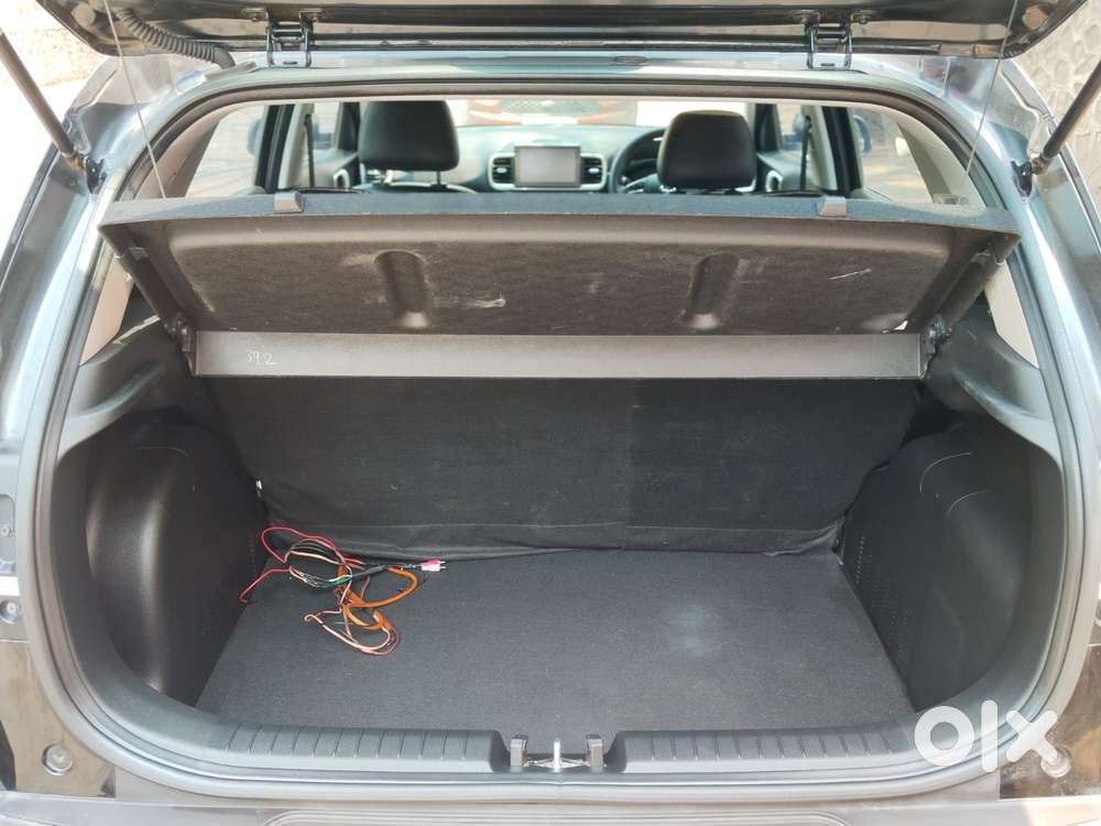 Hyundai Venue 1.2 S (o), 2025, Petrol