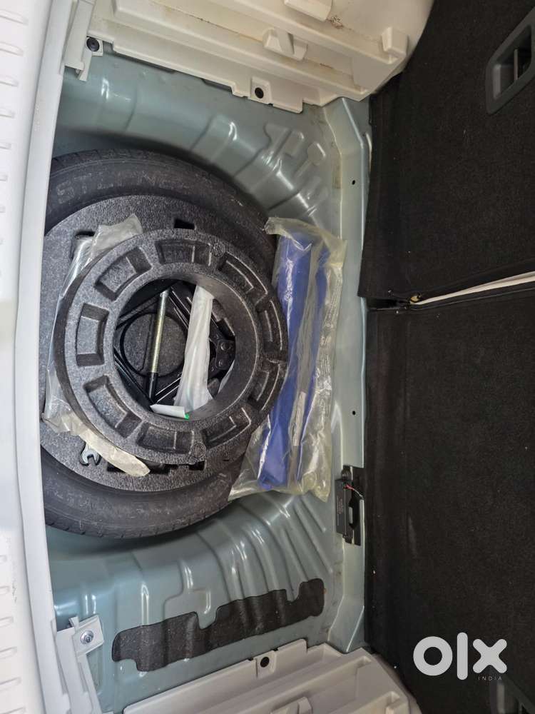 Mahindra Xuv300 W8 Option Diesel, 2022, Diesel
