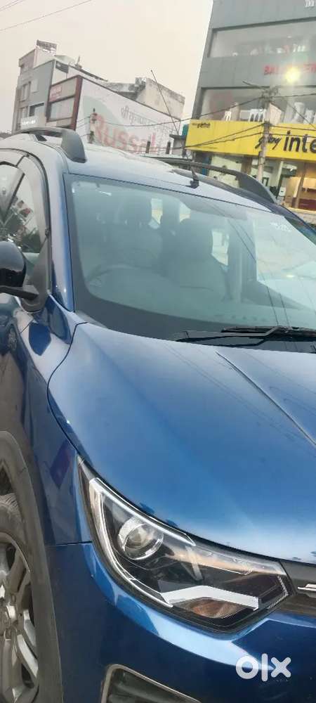 Renault Triber 2023 Cng & Hybrids Well Maintained