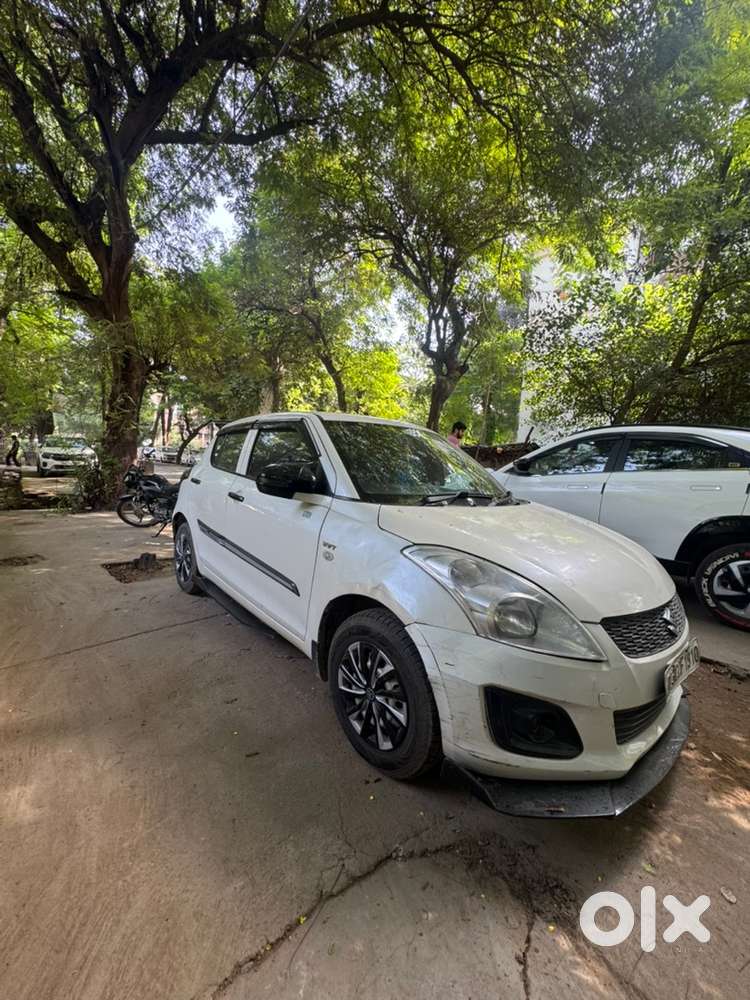 Swift 1.2 Petrol 2015