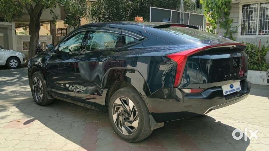 Mahindra Xev 9e Pack Three (top Model), 2025, Electric