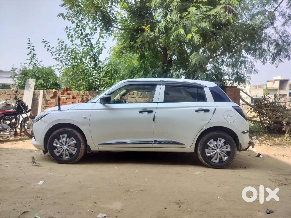 Maruti Suzuki Swift Petrol 2024