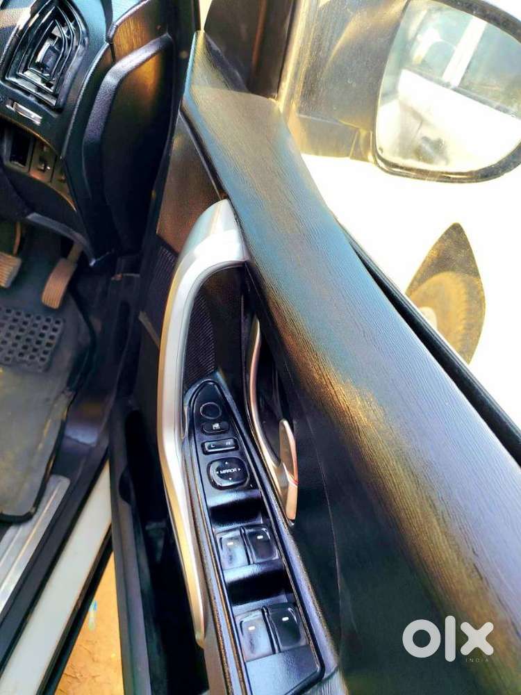 Mahindra Xuv500 W7, 2019, Diesel