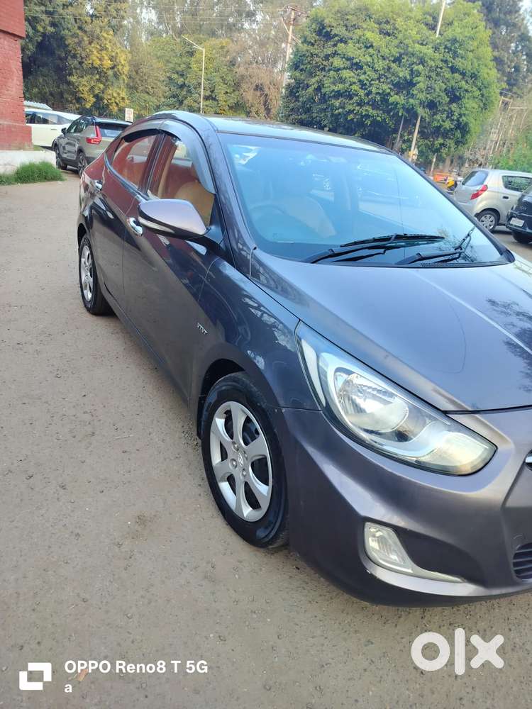 Hyundai Verna Sx 1.5 Petrol Ivt, 2011, Petrol