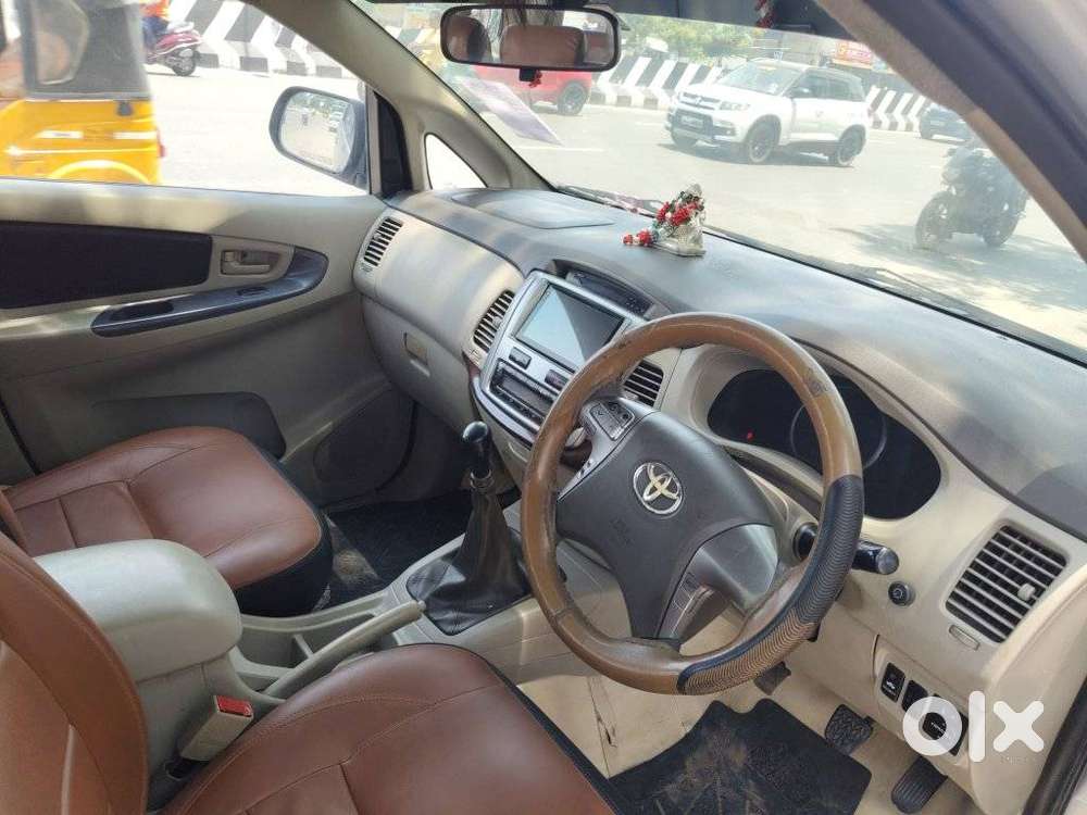 Toyota Innova 2.5 V 7 Str, 2014, Diesel