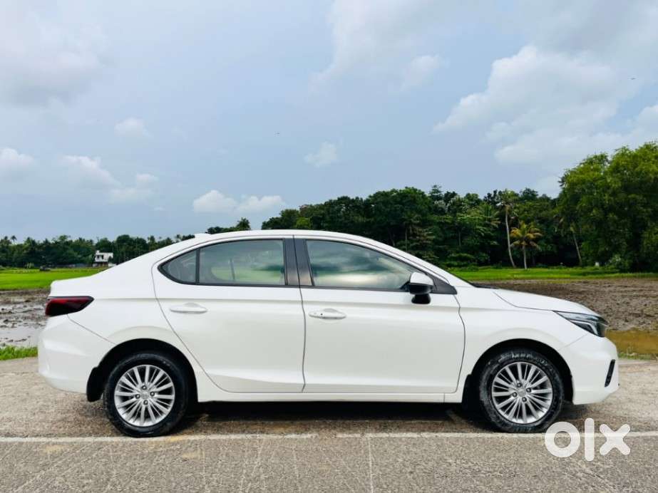Honda City 1.5 V 5th Gen I-vtec Mt, 2021, Petrol