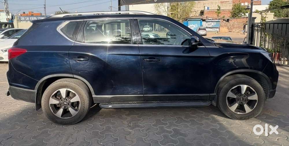 Mahindra Alturas G4 4x4 At, 2022, Diesel