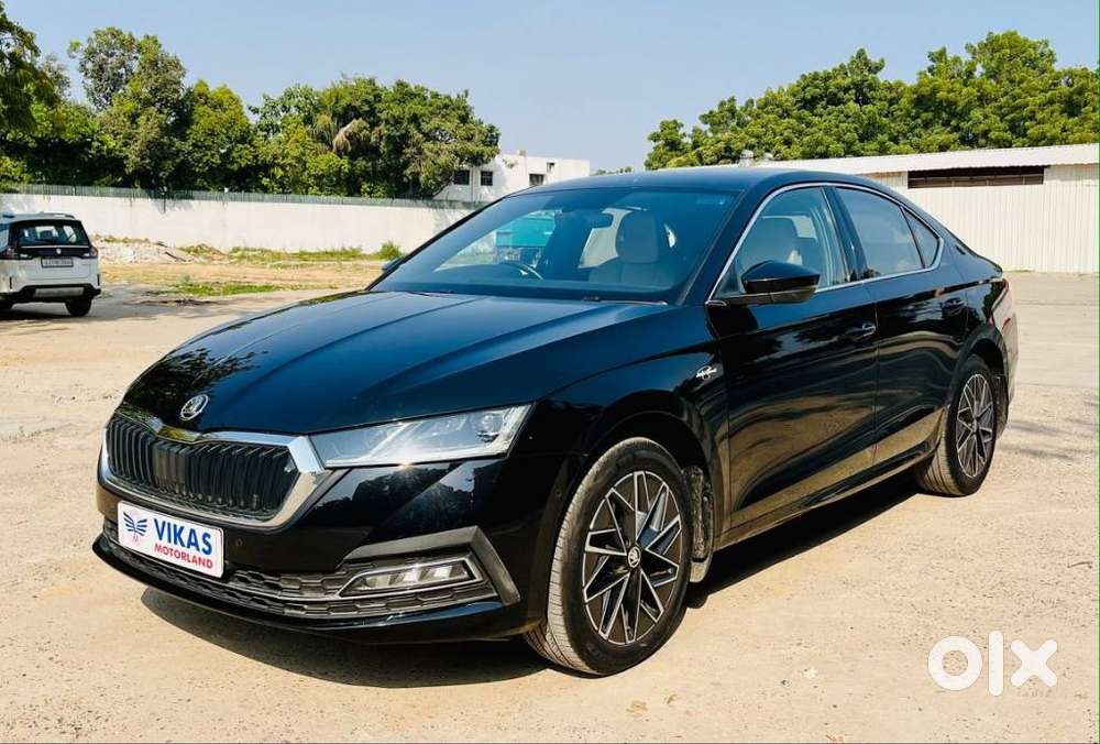 Skoda Octavia 2.0 L K Tsi At, 2022, Petrol